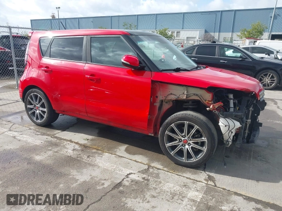 2018 Kia Soul ! with VIN KNDJX3AA8J7537510, listed as a IAAI auction lot 41773156 with 144,882 mi miles. Bid and sale history available at carsss.com. Image 1.