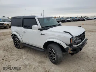 2022 Ford Bronco with VIN 1FMDE5AHXNLB15534, listed as a Copart auction lot 44449825 with 45,726 mi miles and Salvage Title. Bid and sale history available at carsss.com. Image 4.