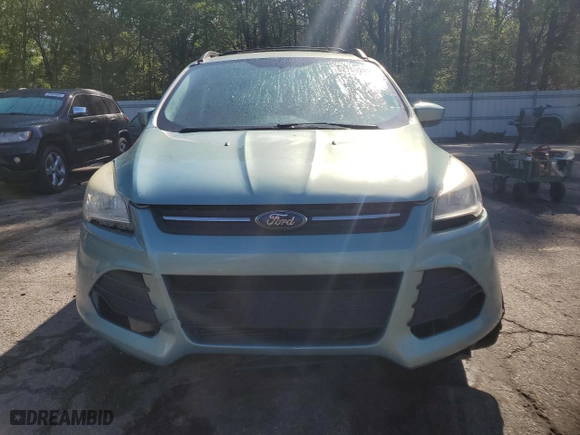 2013 Ford Escape SE with VIN 1FMCU9GX5DUD30560, listed as a Copart auction lot 52759295 with 136,871 mi miles and Clean Title. Bid and sale history available at carsss.com. Image 5.