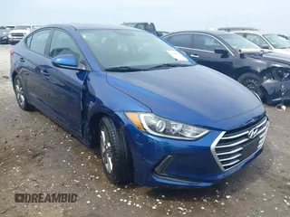 2017 Hyundai Elantra SE z VIN 5NPD84LFXHH128875, wystawiony jako IAAI lot #42260974 z przebiegiem 103 009 mil mil oraz . Historia ofert i sprzedaży dostępna na DreamBid. Obrazek 1.