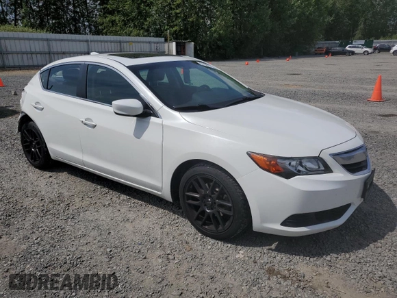 2014 Acura ILX with VIN 19VDE1F38EE005304, listed as a Copart auction lot 61501715 with 97,833 mi miles and Salvage title. Bid and sale history available at DreamBid. Image 4.