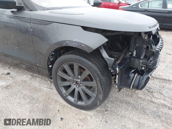 2018 Land Rover Range Rover Velar R-Dynamic HSE with VIN SALYM2RX7JA751636, listed as a IAAI auction lot 41517251 with 62,205 mi miles. Bid and sale history available at carsss.com. Image 17.