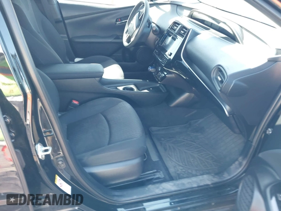 2018 Toyota Prius Two with VIN JTDKBRFU9J3061915, listed as a IAAI auction lot 41840107 with 62,782 mi miles and . Bid and sale history available at carsss.com. Image 5.
