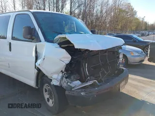 2014 Chevrolet Express Cargo z VIN 1GCWGGBA3E1109722, wystawiony jako IAAI lot #41845284 z przebiegiem 224 334 mil mil oraz . Historia ofert i sprzedaży dostępna na DreamBid. Obrazek 6.