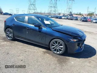 2019 Mazda 3 Preferred with VIN JM1BPAMM7K1116543, listed as a IAAI auction lot 41842694 with 21,805 mi miles and . Bid and sale history available at DreamBid. Image 1.