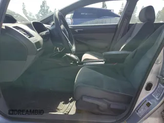 2008 Honda Civic LX z VIN 2HGFA16518H346311, wystawiony jako Copart lot #58086955 z przebiegiem 143 446 mil mil oraz Szkoda całkowita • Salvage title. Historia ofert i sprzedaży dostępna na DreamBid. Obrazek 7.