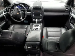 2008 Porsche Cayenne S with VIN WP1AB29P98LA53539, listed as a Copart auction lot 53736175 with 160,208 mi miles and Salvage title. Bid and sale history available at DreamBid. Image 8.