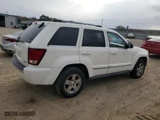 2007 Jeep Grand Cherokee Limited with VIN 1J8HR58267C572574, listed as a Copart auction lot 82717134 with 180,991 mi miles and Salvage Title. Bid and sale history available at carsss.com. Image 3.