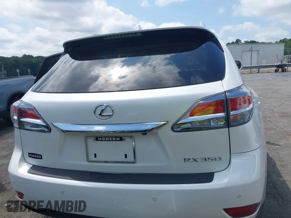 2013 Lexus RX 350 z VIN JTJBK1BA8D2458889, wystawiony jako IAAI lot #42713652 z przebiegiem 124 751 mil mil oraz . Historia ofert i sprzedaży dostępna na DreamBid. Obrazek 17.