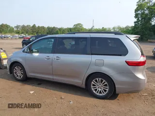 2015 Toyota Sienna XLE with VIN 5TDYK3DC2FS582546, listed as a IAAI auction lot 42443288 with 274,214 mi miles and . Bid and sale history available at DreamBid. Image 14.
