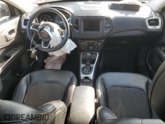 2019 Jeep Compass Altitude with VIN 3C4NJCBB9KT614537, listed as a Copart auction lot 53505475 with 120,623 mi miles and Salvage title. Bid and sale history available at DreamBid. Image 8.