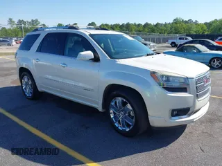 2015 GMC Acadia Denali with VIN 1GKKRTKD8FJ334381, listed as a IAAI auction lot 42064974 with 171,604 mi miles. Bid and sale history available at carsss.com. Image 1.
