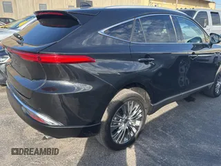 2024 Toyota Venza LE with VIN JTEAAAAH2RJ181617, listed as a Copart auction lot 77784994 with 1,371 mi miles and Clean Title. Bid and sale history available at carsss.com. Image 4.