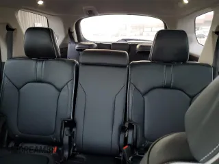 2024 Honda Pilot Elite with VIN 5FNYG1H89RB028392, listed as a Copart auction lot 84076994 with 18,685 mi miles and Salvage Title. Bid and sale history available at carsss.com. Image 10.