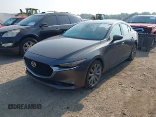 2019 Mazda 3 Premium with VIN JM1BPBEM6K1133340, listed as a IAAI auction lot 42711496 with 121,674 mi miles and . Bid and sale history available at DreamBid. Image 2.