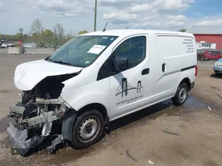 2015 Nissan NV200 SV with VIN 3N6CM0KN4FK732477, listed as a IAAI auction lot 42091731 with 163,973 mi miles and . Bid and sale history available at DreamBid. Image 2.