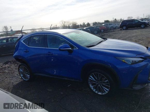 2022 Lexus NX 350h Luxury z VIN JTJHKCEZ3N2005269, wystawiony jako IAAI lot #41748509 z przebiegiem 16 479 mil mil oraz . Historia ofert i sprzedaży dostępna na DreamBid. Obrazek 14.