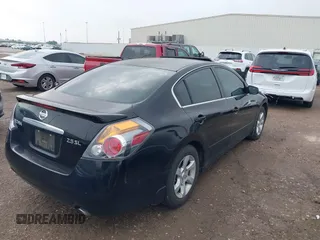 2007 Nissan Altima 2.5 with VIN 1N4AL21E47N418078, listed as a IAAI auction lot 42130478 with 71,748 mi miles. Bid and sale history available at carsss.com. Image 4.