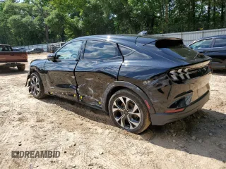 2024 Ford Mustang Mach-E Select z VIN 3FMTK1R46RMA15854, wystawiony jako Copart lot #61802415 z przebiegiem 8 096 mil mil oraz Szkoda całkowita • Salvage title. Historia ofert i sprzedaży dostępna na DreamBid. Obrazek 2.