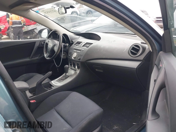2010 Mazda 3 i Touring with VIN JM1BL1SG3A1141530, listed as a IAAI auction lot 42214928 with 143,356 mi miles and . Bid and sale history available at carsss.com. Image 5.