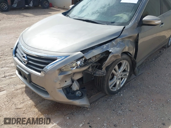 2015 Nissan Altima SL with VIN 1N4BL3AP5FC267516, listed as a IAAI auction lot 41899295 with 97,479 mi miles and . Bid and sale history available at DreamBid. Image 6.