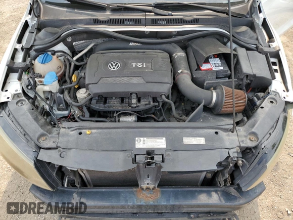 2015 Volkswagen Jetta SE z VIN 3VWD07AJ8FM254995, wystawiony jako Copart lot #59580835 z przebiegiem 226 717 mil mil oraz Czysty tytuł • Clean title. Historia ofert i sprzedaży dostępna na DreamBid. Obrazek 11.