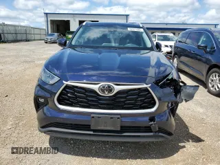 2022 Toyota Highlander XLE with VIN 5TDGZRBH3NS227229, listed as a Copart auction lot 62271585 with 92,883 mi miles and Salvage title. Bid and sale history available at DreamBid. Image 5.