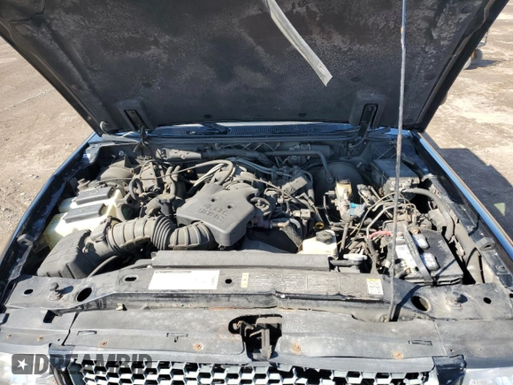 2001 Ford Ranger XL Fleet with VIN 1FTZR15E21TA42192, listed as a Copart auction lot 51439005 with 117,334 mi miles and Salvage Title. Bid and sale history available at DreamBid. Image 11.