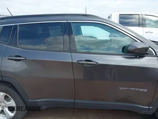 2021 Jeep Compass Altitude с VIN 3C4NJDBB3MT584556, выставлен на аукционе IAAI как лот 42044104 с пробегом 122 769 миль миль и . История ставок и продаж доступна на DreamBid. Изображение 13.