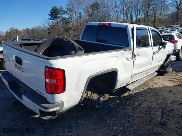 2017 GMC Sierra 2500HD Denali with VIN 1GT12UEG5HF177129, listed as a IAAI auction lot 41253163 with 183,743 mi miles. Bid and sale history available at carsss.com. Image 4.