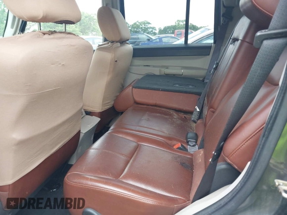 2006 Jeep Commander Limited с VIN 1J8HG58266C285594, выставлен на аукционе IAAI как лот 42671312 с пробегом 228 443 миль миль и . История ставок и продаж доступна на DreamBid. Изображение 8.