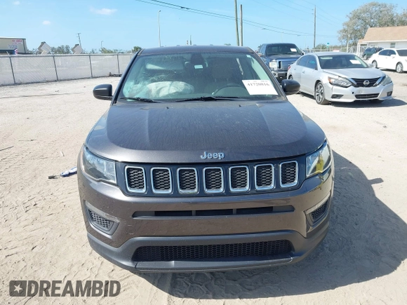 2018 Jeep Compass Sport with VIN 3C4NJCAB9JT133381, listed as a IAAI auction lot 41720816 with 26,584 mi miles. Bid and sale history available at carsss.com. Image 11.