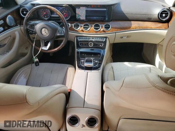 2017 Mercedes-Benz E 300 Luxury с VIN WDDZF4JBXHA069223, выставлен на аукционе Copart как лот 61022115 с пробегом 160 588 миль миль и Чистый • Clean title. История ставок и продаж доступна на DreamBid. Изображение 8.