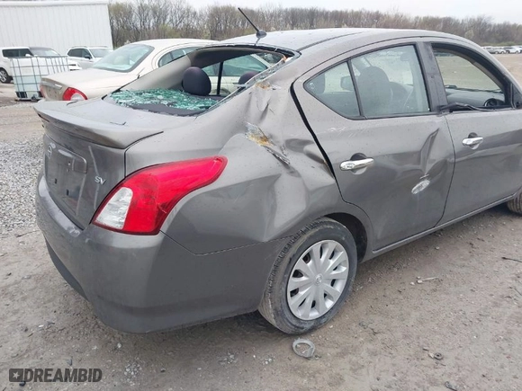 2017 Nissan Versa Sedan SV with VIN 3N1CN7AP5HK442878, listed as a IAAI auction lot 41911712 with 121,013 mi miles. Bid and sale history available at carsss.com. Image 6.