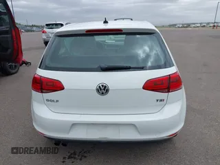 2015 Volkswagen Golf TSI S с VIN 3VW217AU2FM032970, выставлен на аукционе IAAI как лот 42288686 с пробегом 83 357 миль миль и . История ставок и продаж доступна на DreamBid. Изображение 16.