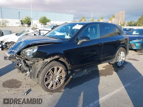 2018 Porsche Cayenne z VIN WP1AA2A24JKA02500, wystawiony jako IAAI lot #41885724 z przebiegiem 70 183 mil mil oraz . Historia ofert i sprzedaży dostępna na DreamBid. Obrazek 18.
