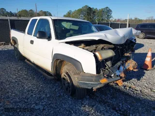 2007 Chevrolet Silverado 1500 Classic LT1 with VIN 1GCEC19V27Z163482, listed as a IAAI auction lot 41677802 with NaN miles. Bid and sale history available at carsss.com. Image 1.