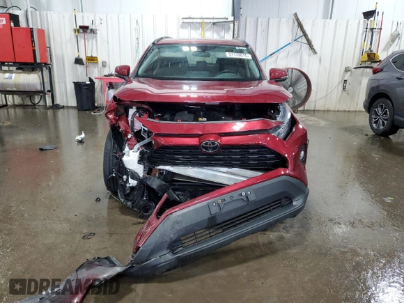 2021 Toyota RAV4 XLE z VIN 2T3P1RFV0MW206150, wystawiony jako Copart lot #57172615 z przebiegiem 55 051 mil mil oraz Szkoda całkowita • Salvage title. Historia ofert i sprzedaży dostępna na DreamBid. Obrazek 5.