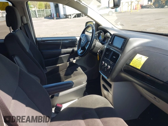 2017 Dodge Grand Caravan SE with VIN 2C4RDGBG6HR822561, listed as a IAAI auction lot 42133347 with 120,531 mi miles and . Bid and sale history available at DreamBid. Image 5.
