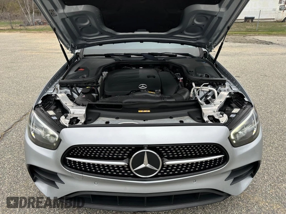 2021 Mercedes-Benz E 350 with VIN W1KZF8DB4MA920140, listed as a Copart auction lot 56758045 with 90,330 mi miles and Clean Title. Bid and sale history available at DreamBid. Image 7.