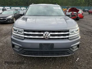 2020 Volkswagen Atlas SE with VIN 1V2UR2CA2LC502422, listed as a Copart auction lot 84052564 with 52,750 mi miles and Salvage title. Bid and sale history available at DreamBid. Image 5.