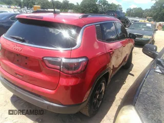 2018 Jeep Compass Limited with VIN 3C4NJCCB4JT358837, listed as a IAAI auction lot 42847013 with 127,958 mi miles and . Bid and sale history available at DreamBid. Image 4.