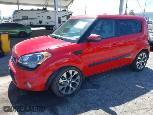 2013 Kia Soul ! with VIN KNDJT2A65D7618115, listed as a IAAI auction lot 41838807 with 52,159 mi miles. Bid and sale history available at carsss.com. Image 17.