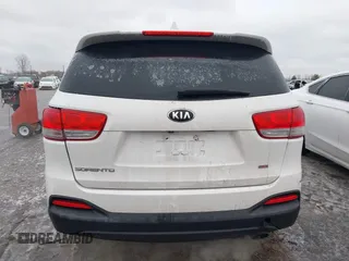 2016 Kia Sorento LX with VIN 5XYPGDA35GG053887, listed as a IAAI auction lot 41509800 with 102,529 mi miles. Bid and sale history available at carsss.com. Image 16.