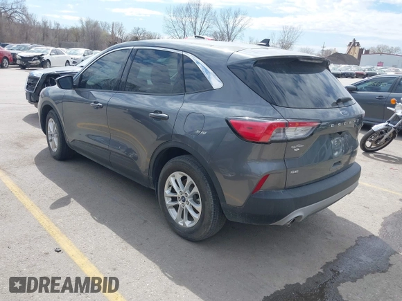 2021 Ford Escape SE with VIN 1FMCU0G61MUB09377, listed as a IAAI auction lot 41897284 with 33,124 mi miles and . Bid and sale history available at DreamBid. Image 3.