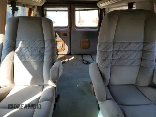 1993 Ford Econoline Cargo with VIN 1FDEE14N3PHA63541, listed as a Copart auction lot 75515764 with Not Provided miles and Salvage Title. Bid and sale history available at carsss.com. Image 10.