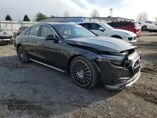 2024 Mercedes-Benz E-Class E 350 with VIN W1KLF4HB3RA054172, listed as a Copart auction lot 83309834 with 2,392 mi miles and Salvage Title. Bid and sale history available at carsss.com. Image 4.