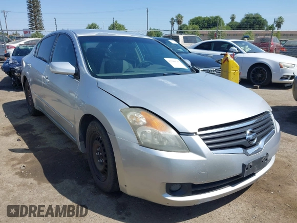 2009 Nissan Altima SL with VIN 1N4AL21E99C178184, listed as a IAAI auction lot 42386747 with 202,755 mi miles and . Bid and sale history available at DreamBid. Image 1.