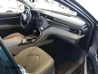 2019 Toyota Camry XSE with VIN 4T1B61HK6KU287595, listed as a IAAI auction lot 41691931 with 86,603 mi miles. Bid and sale history available at carsss.com. Image 5.