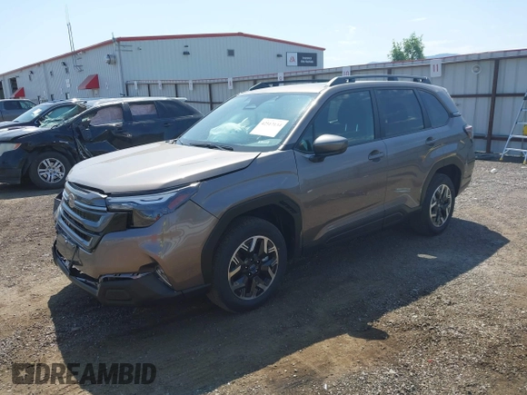 2025 Subaru Forester Premium with VIN JF2SLDDC1SH572986, listed as a IAAI auction lot 42517134 with 313 mi miles and . Bid and sale history available at DreamBid. Image 17.